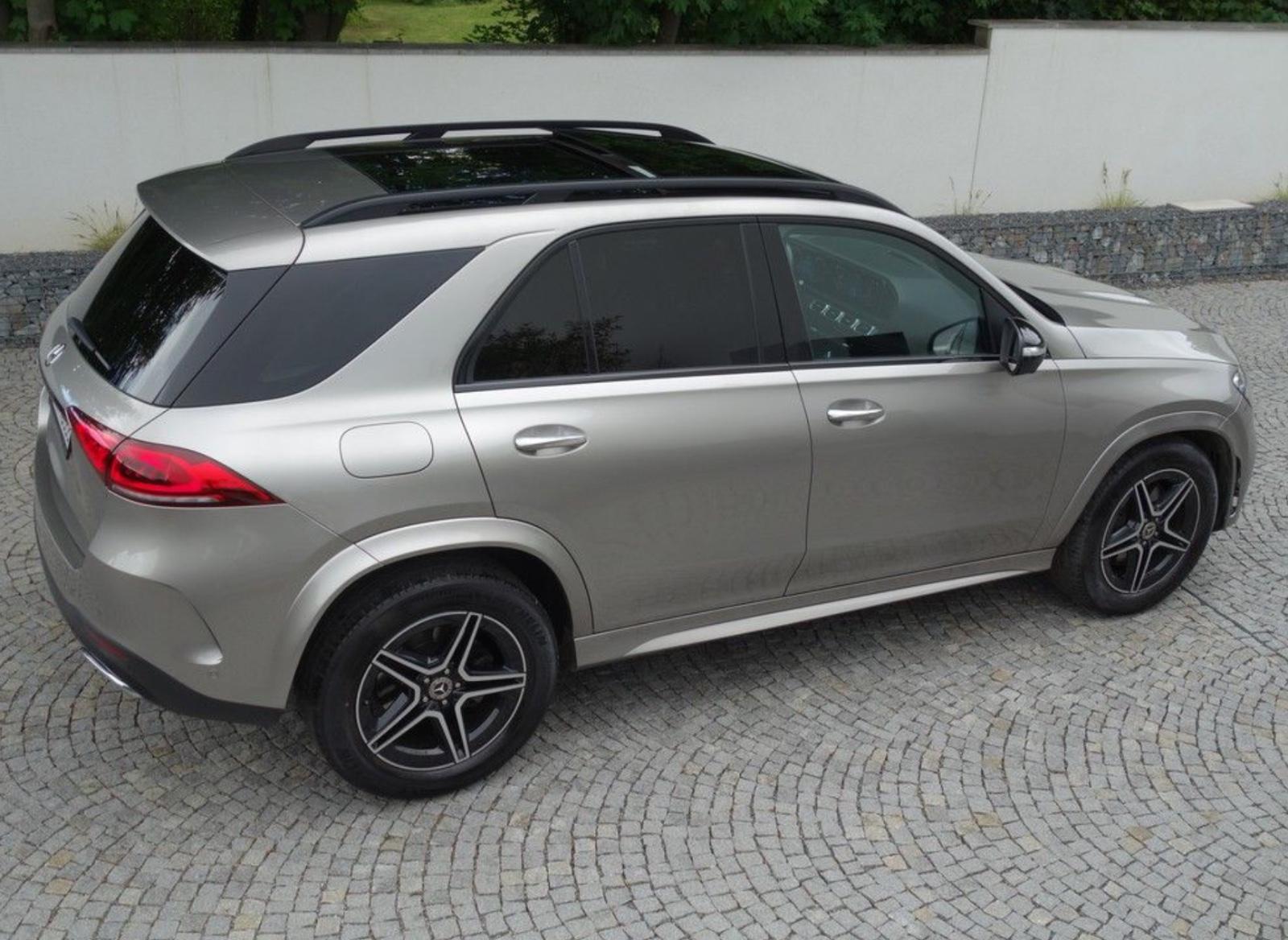 Mercedes-Benz GLE 350d 4MAT AMG BURM PANO MASSAGE SITZBEL 1.H