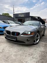BMW Z4 Roadster 2.2 i SZH/XENON/KLIMA/WINDSCHOTT - BMW Z4 aus 2005: Cabrio