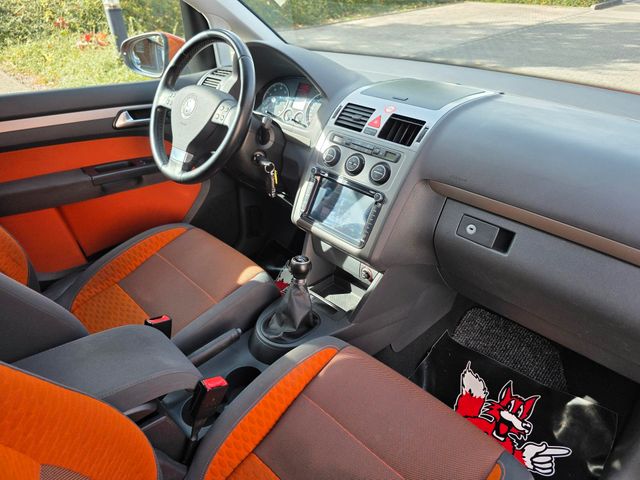 VW Touran — Foto 23
