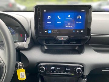 Toyota Yaris - 12