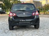 Renault Twingo Paris - Renault Twingo: Limousine