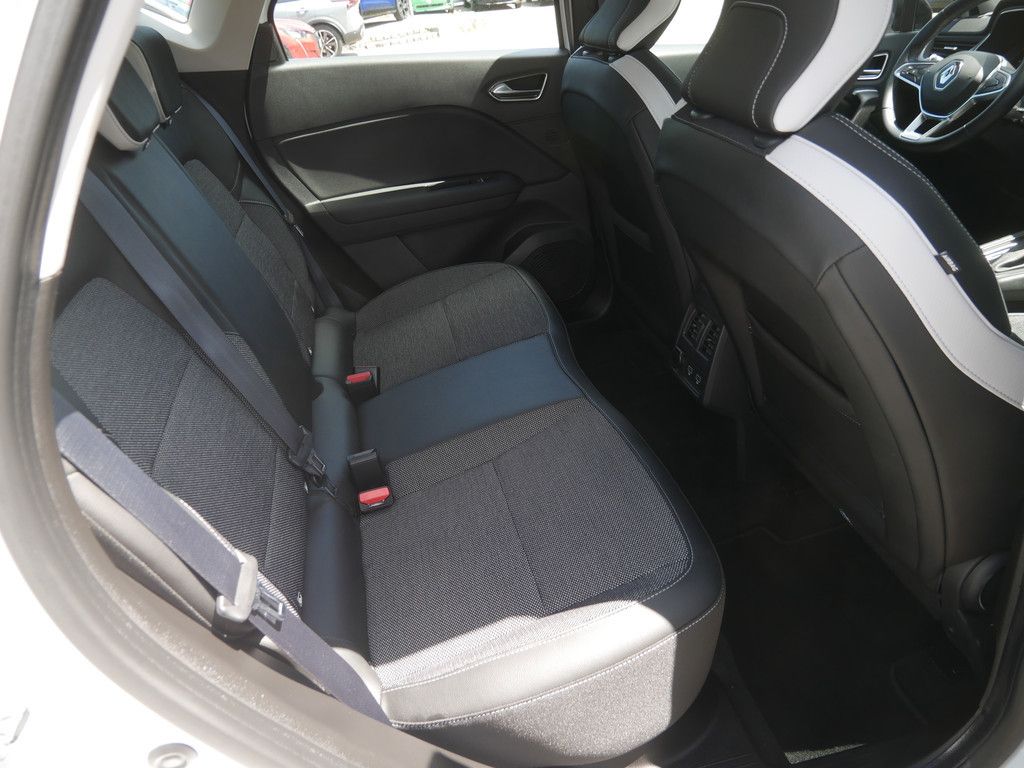 Fahrzeugabbildung Renault Captur Intens TCe 130 EDC GPF KAMERA NAVI LED