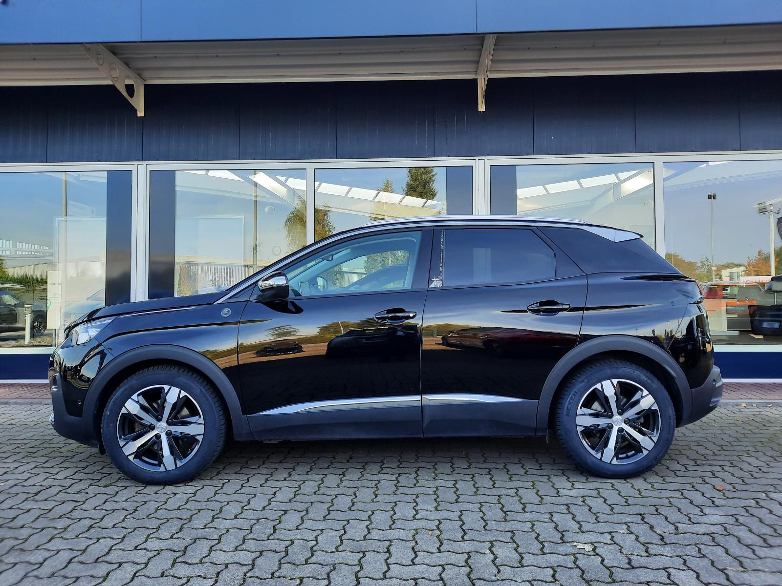 Peugeot 3008 Crossway EAT8  NAVI SH ELHK GJR aAHK