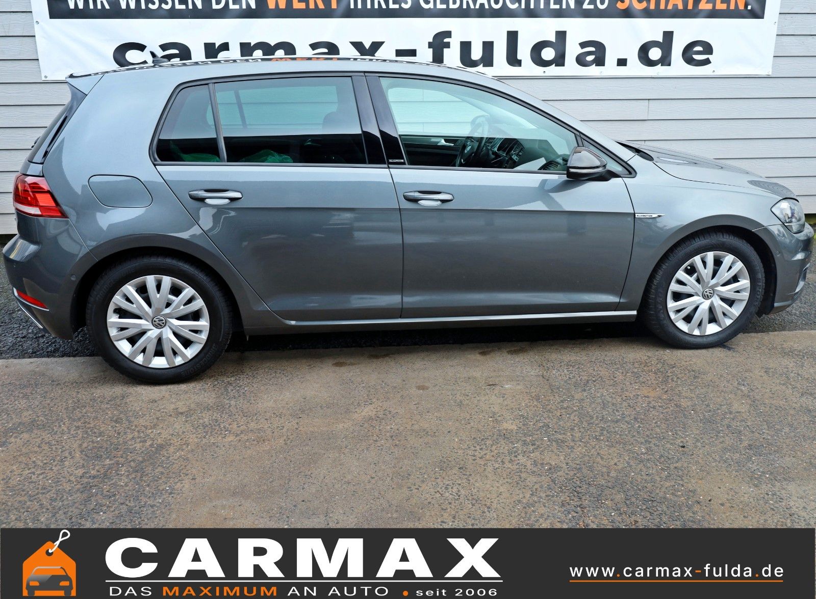 Fahrzeugabbildung Volkswagen Golf VII Lim. IQ.DRIVE BM Navi,SH,ACC,ParkAssist
