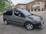 Peugeot Partner Tepee 1.6 HDi 112CV Outdoor - gebrauchte Peugeot Partner Tepee aus dem Jahr 2011