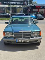 Mercedes-Benz 380 SE /Schiebedach/H-Kennzeichen - Mercedes-Benz 380 mit Benzin-Antrieb: Automatik