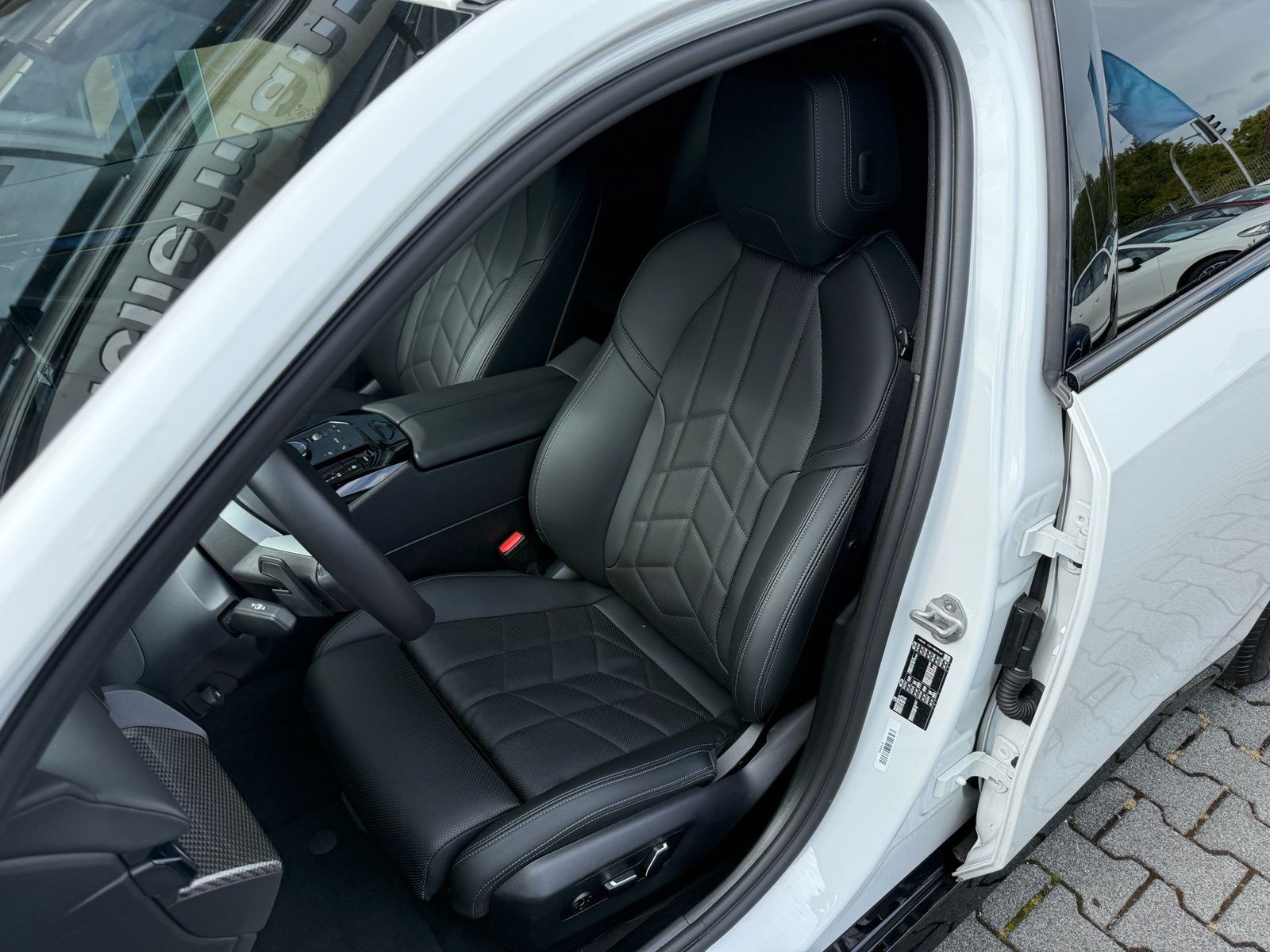 BMW 520 - Bild 8
