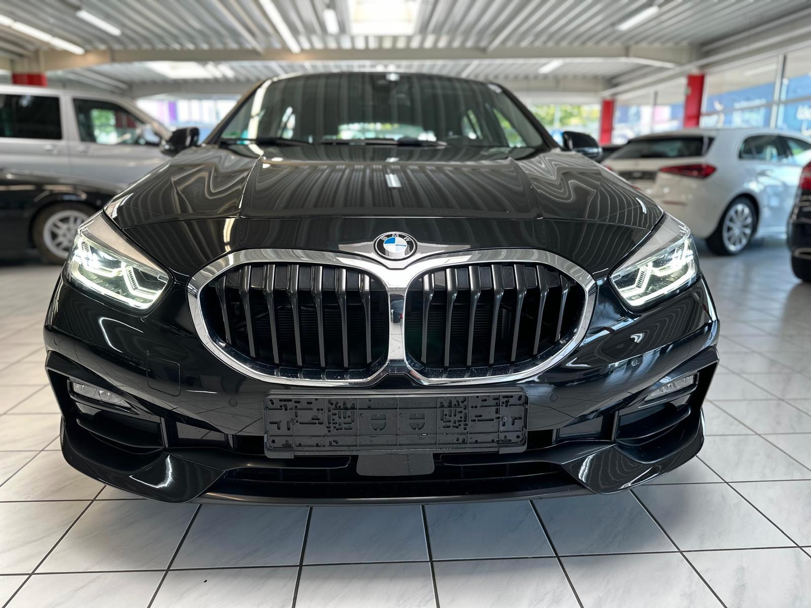 BMW 118 1 Limousine 118i LED Navi HeadUp Sport Line, миниатюра 3