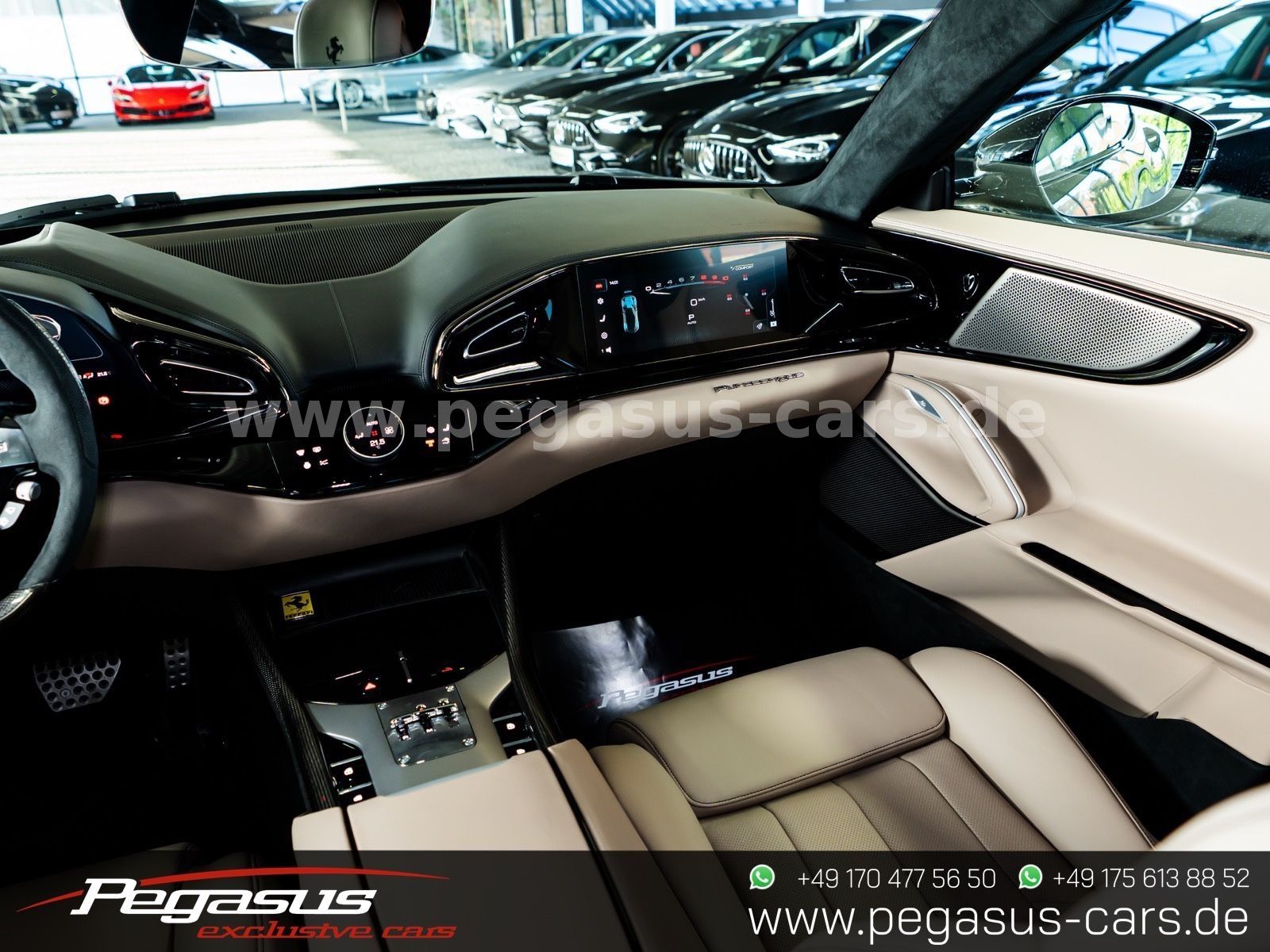 FERRARI Purosangue - 34