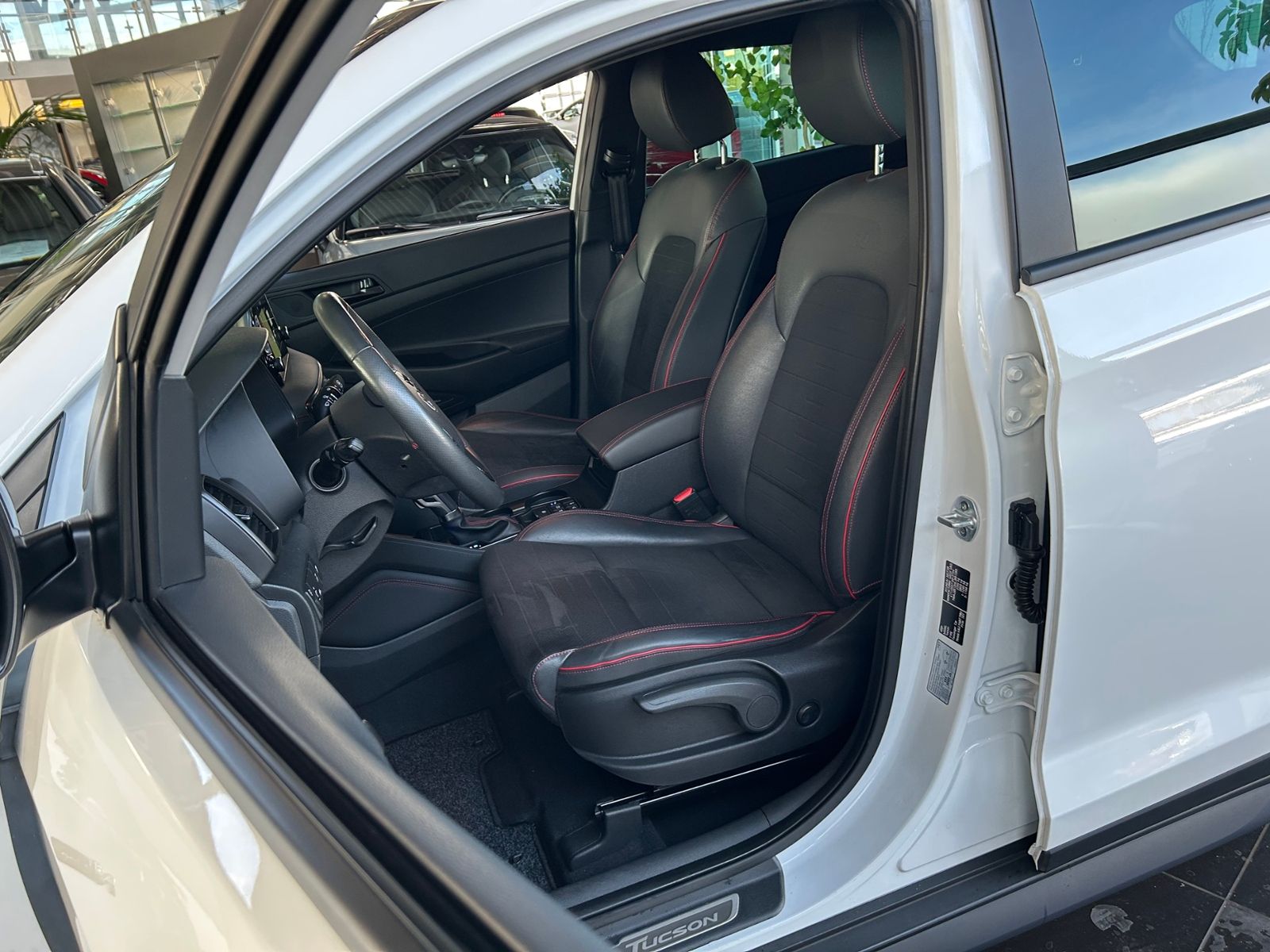 Fahrzeugabbildung Hyundai TUCSON N Line 4WD LED NAVI ALU