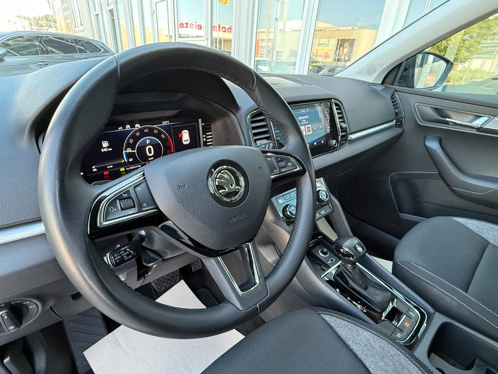 Skoda Karoq 1.5 TSI DSG NAVI LED KAM  el.HECK 1.HAND