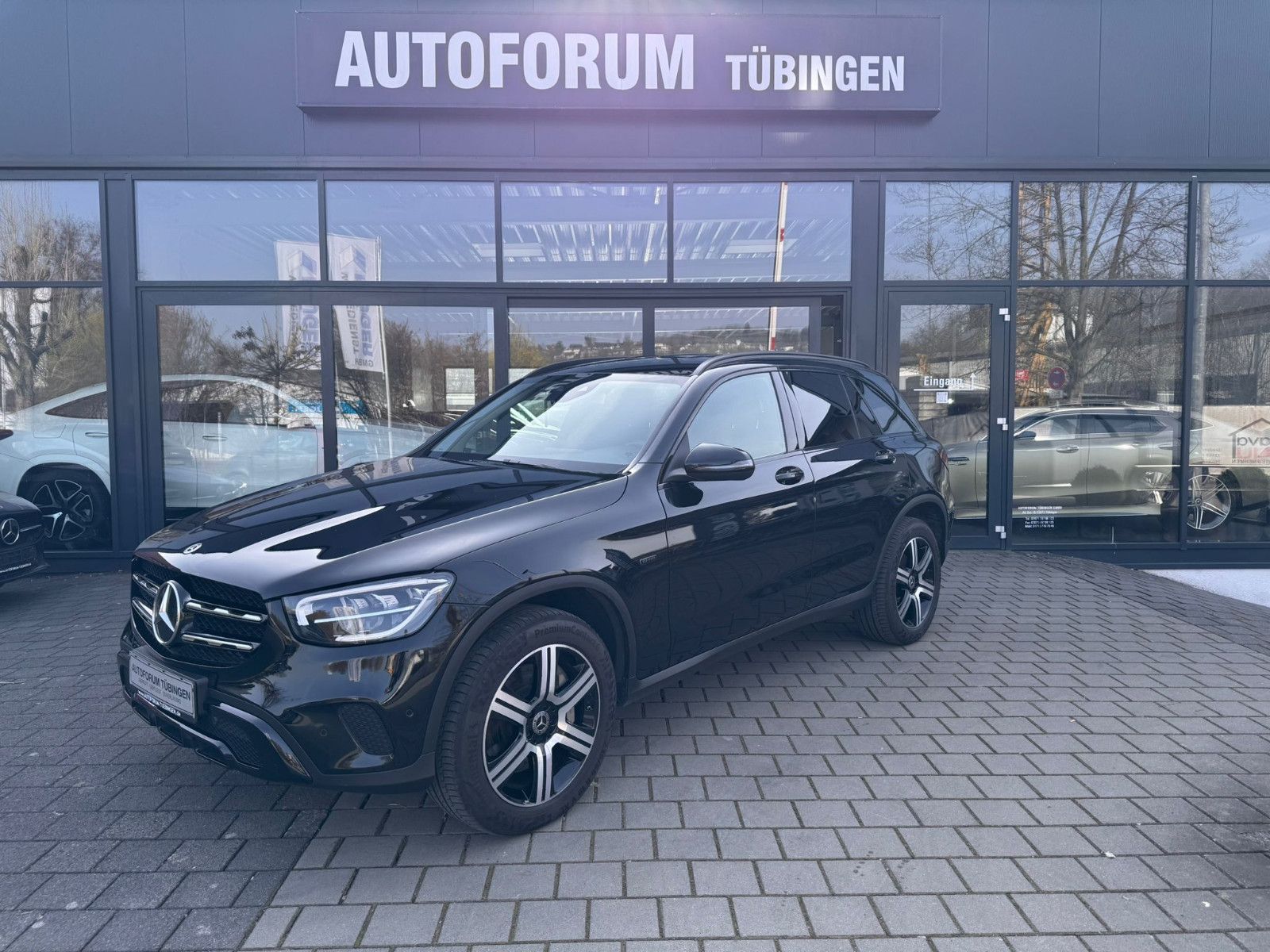 Fahrzeugabbildung Mercedes-Benz GLC 300 e 4MATIC Autom. *NIGHT*LED*AHK*
