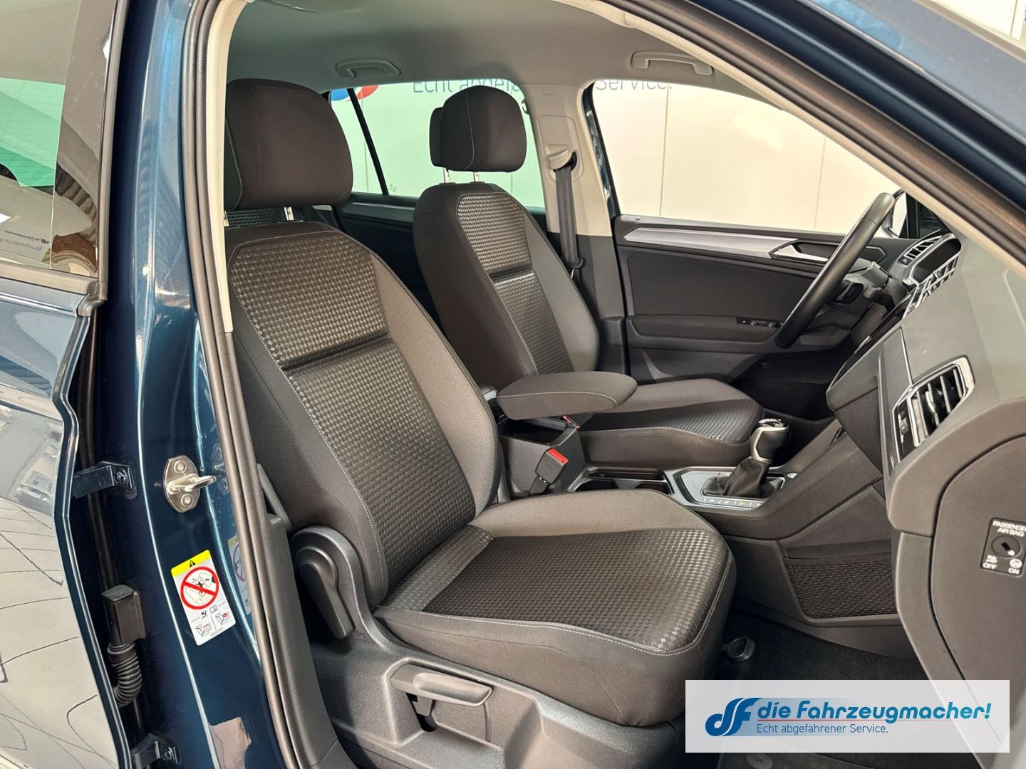 Fahrzeugabbildung Volkswagen Tiguan Active eHybrid Navi Digitales Cockpit 360