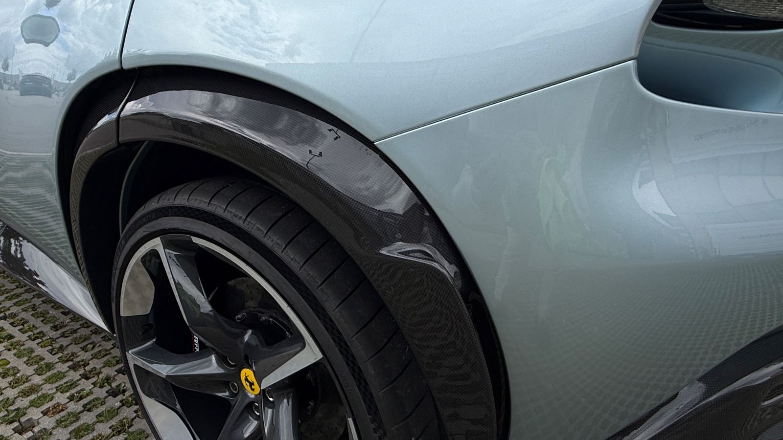 Fahrzeugabbildung Ferrari Purosangue*Voll Carbon*Massage Sitze*JBL*LED
