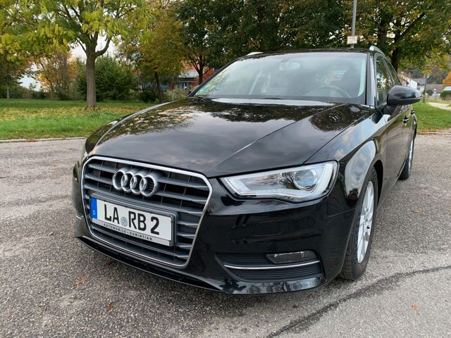 Audi A3 Sportback Navi Xenon Sitzheizung Tempomat