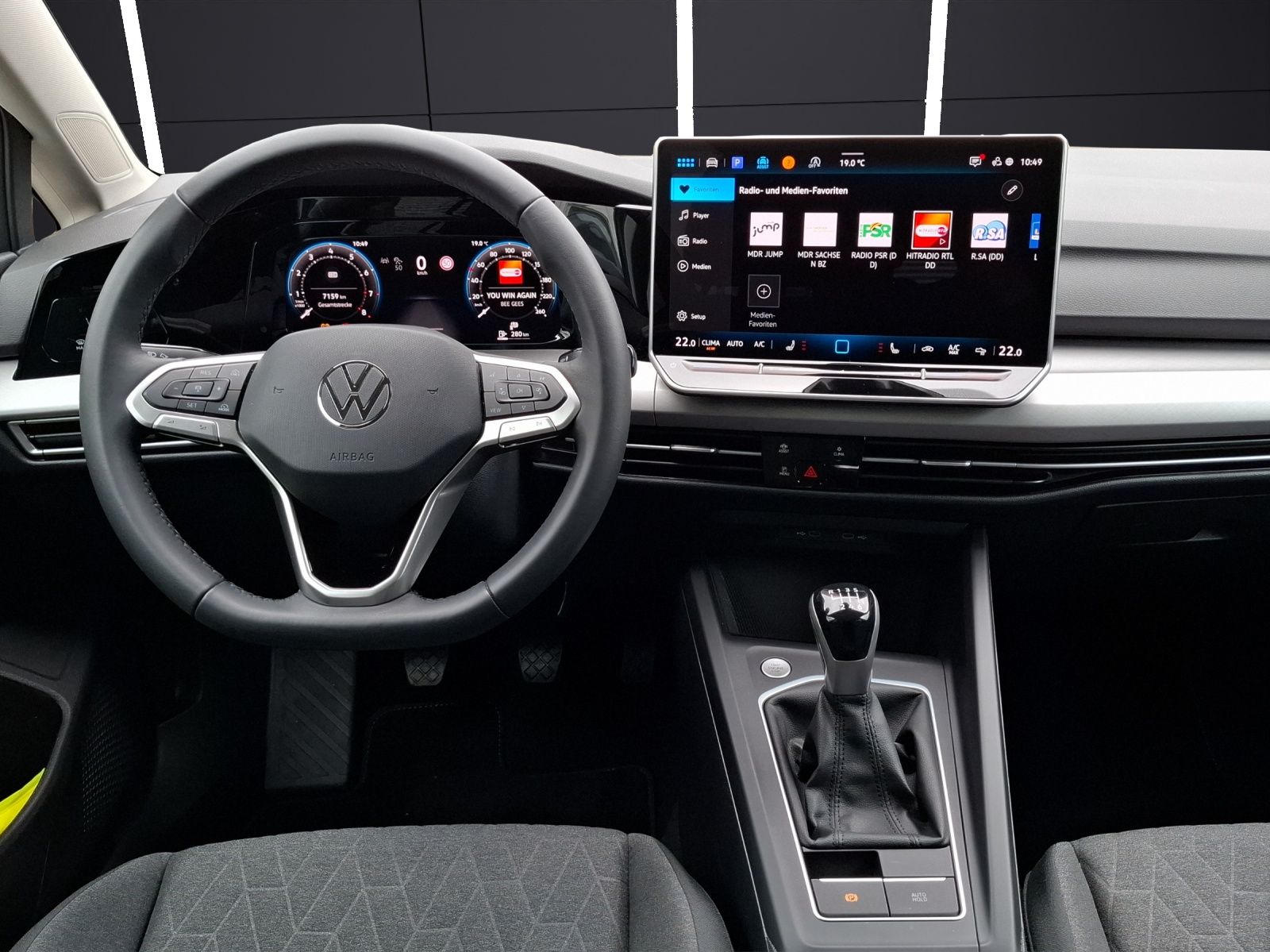 Fahrzeugabbildung Volkswagen Golf VIII Variant TSI Goal LED CarPlay AID ACC S