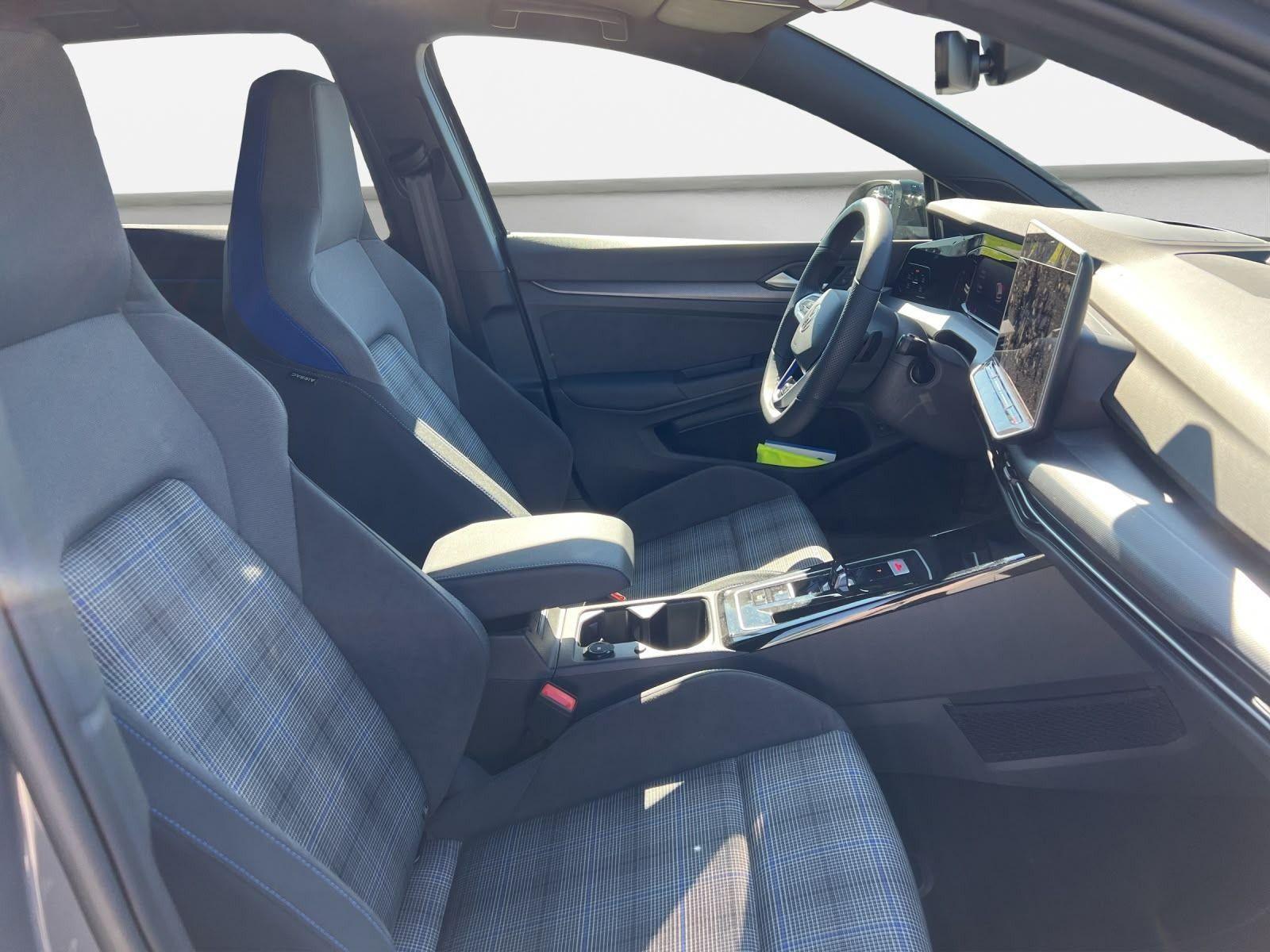 Volkswagen Golf GTE 1.5 eHybrid DSG SHZ*NAV*IQ.LIGHT*HUD, миниатюра 4