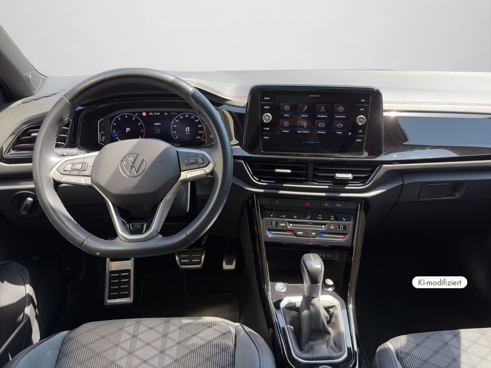 Volkswagen T-Roc - Bild 4