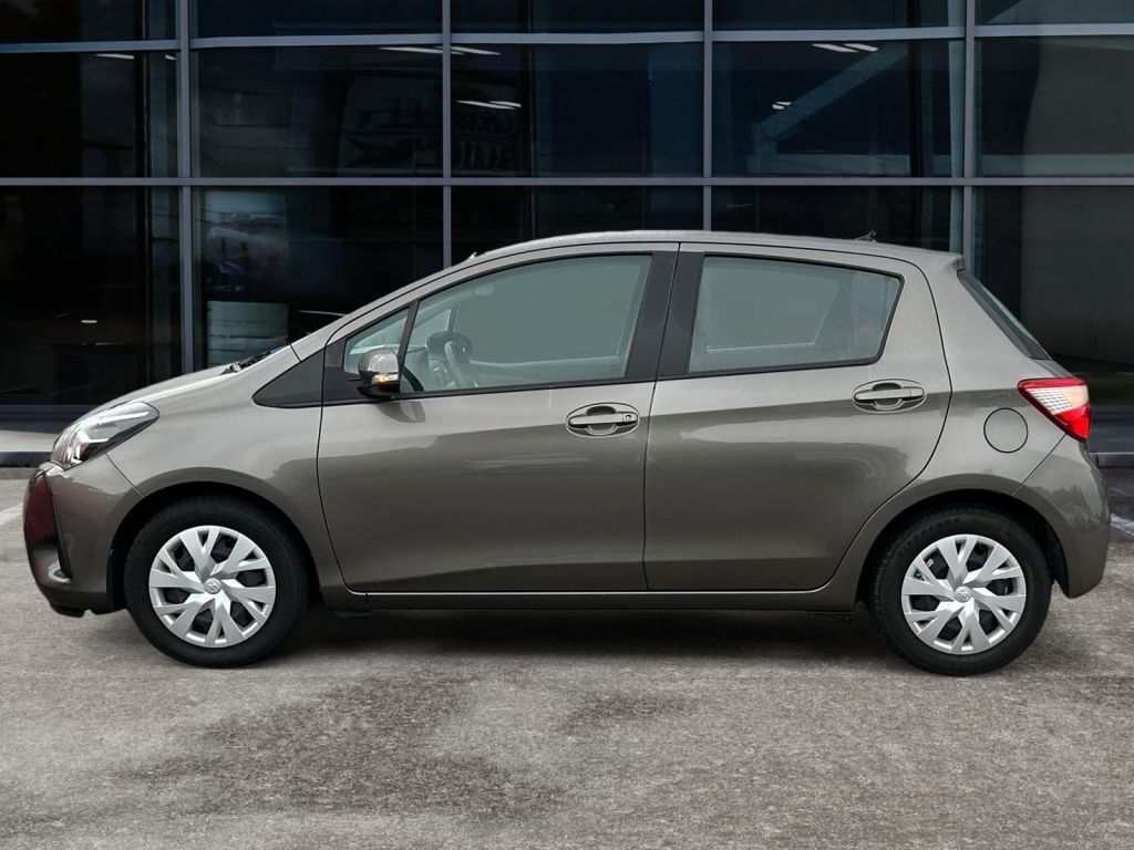 Fahrzeugabbildung Toyota Yaris 1.0 VVT-i Comfort