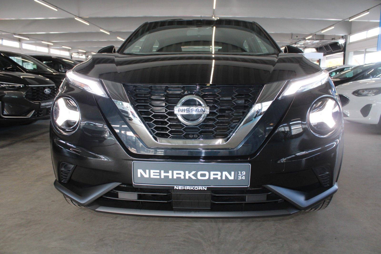 Fahrzeugabbildung Nissan JUKE ACENTA DAB NAVI LED Kamera SHZ aus 1.Hand