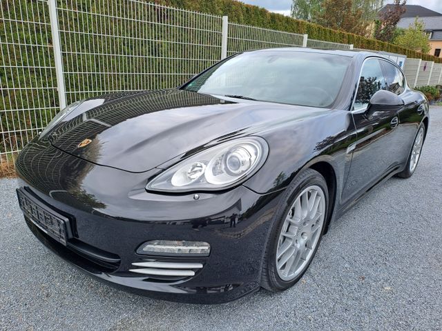 Porsche Panamera 4 S