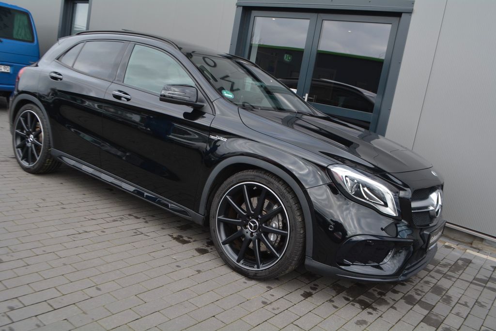 Image of Mercedes-Benz GLA 45 AMG