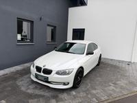 BMW 3 Coupe 325i Automatik/Navi/Leder