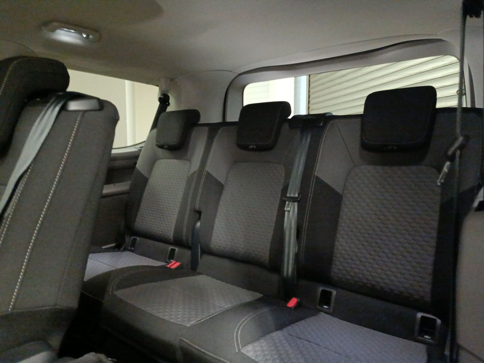 Volkswagen T7 Caravelle - Bild 20
