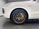 Porsche Cayenne Turbo S E-Hybrid*INNO*NACHTSICHT*SITZKLI - Porsche Cayenne Turbo mit Hybrid-Antrieb (Benzin/Elektro)
