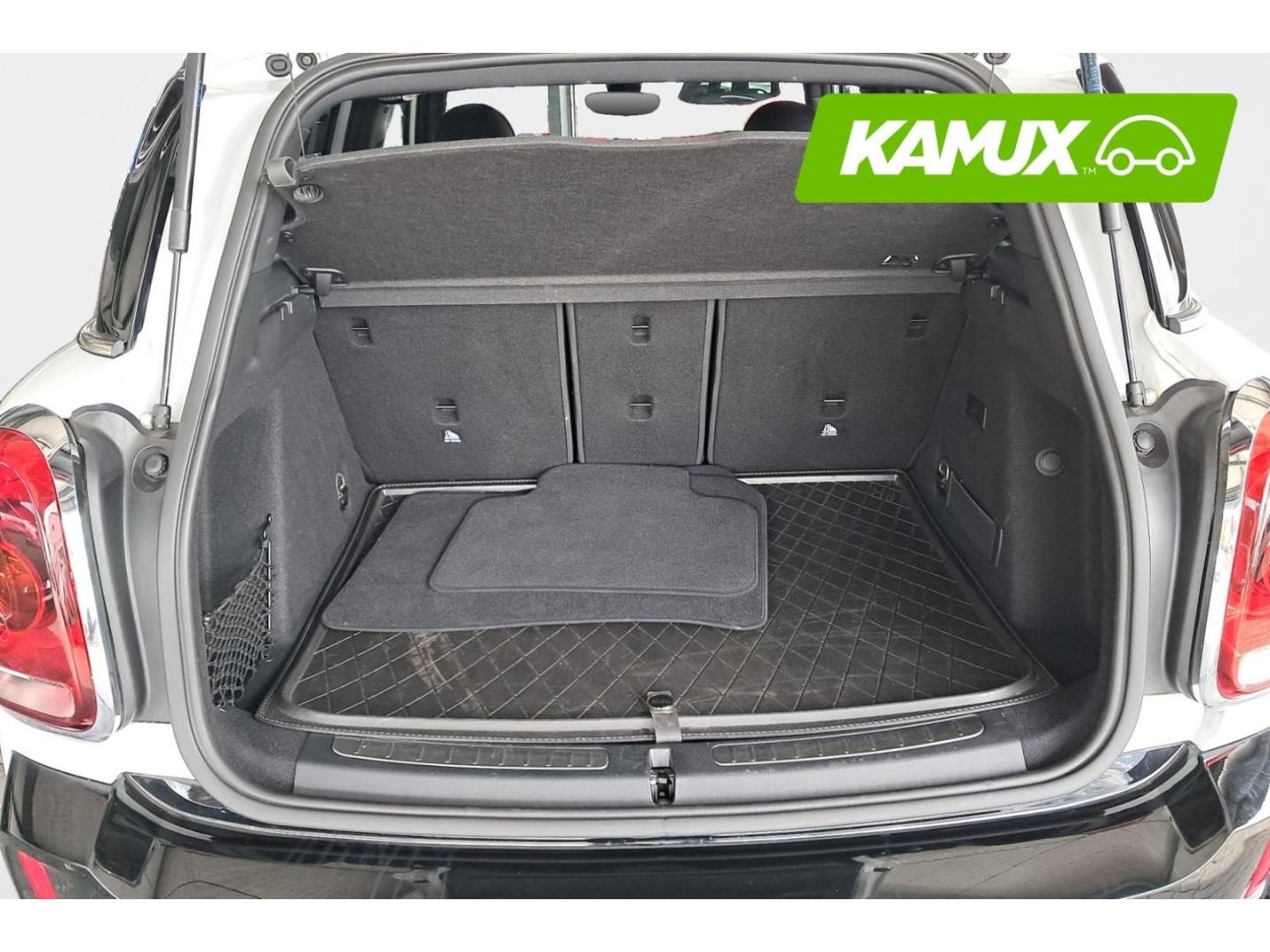 MINI Countryman SE All4 Steptronic+LED+NAVI+PDC+LEDER