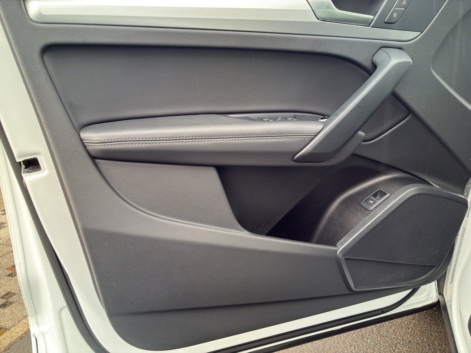 Fahrzeugabbildung Audi Q5 40 TDI quattro S-Line AHK,Kamera,LED,Matrix