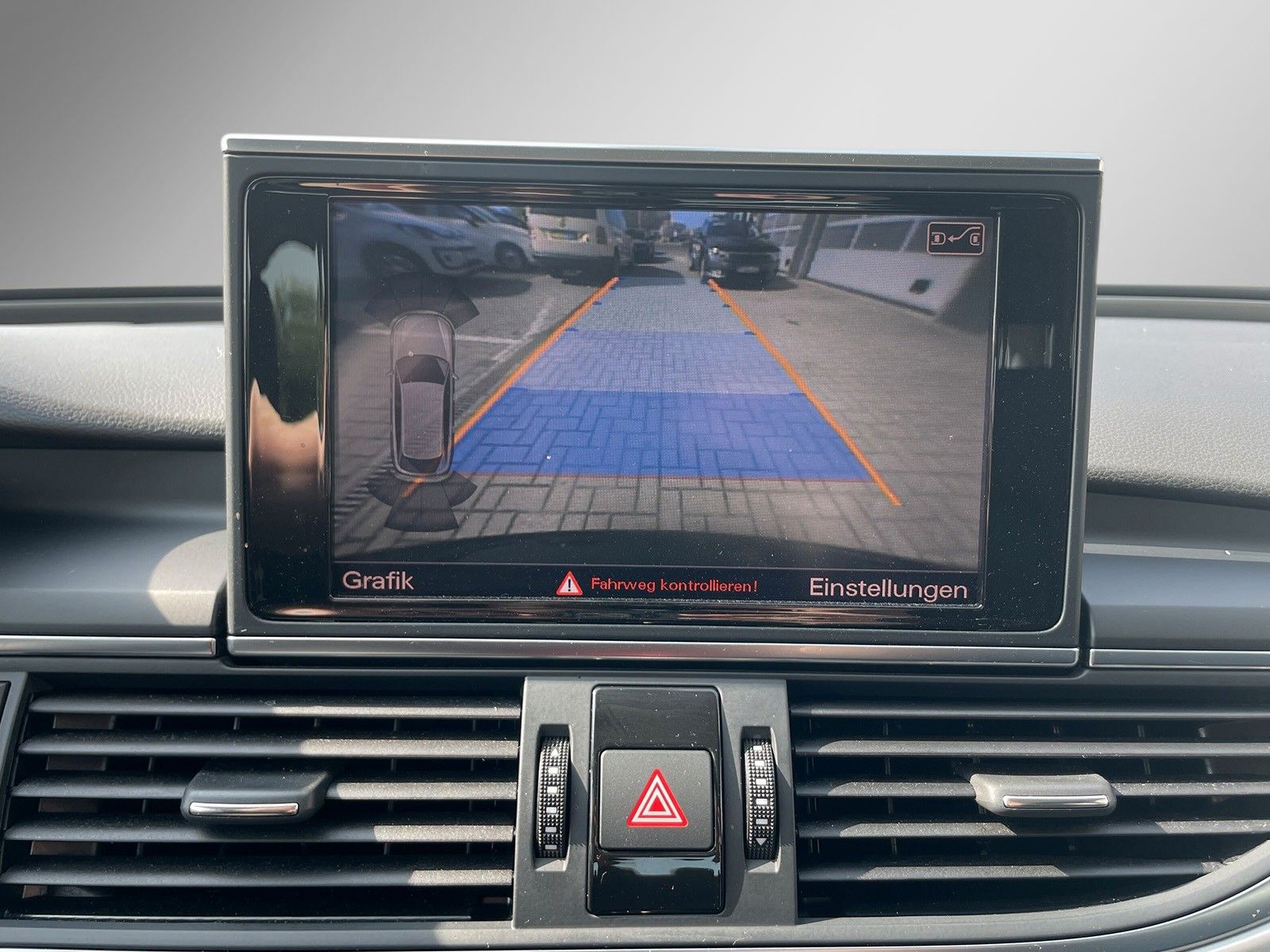 Fahrzeugabbildung Audi A6 Avant*Standhz*Sportpaket*BOSE*4-Zonen*Xenon*