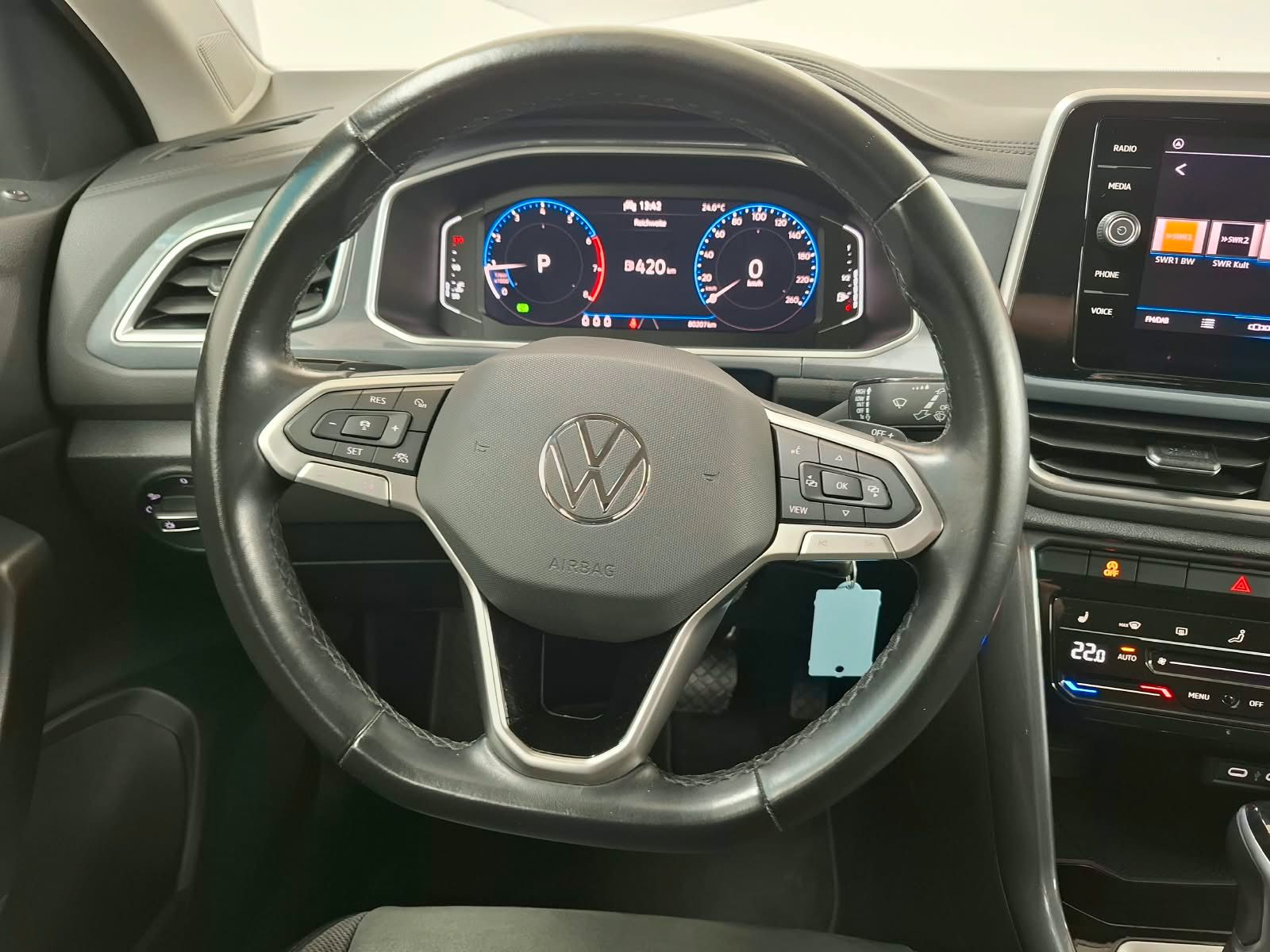 Fahrzeugabbildung Volkswagen T-Roc Style 1,5 TSI DSG +ACC+LED+IQ.Drive+Kamera