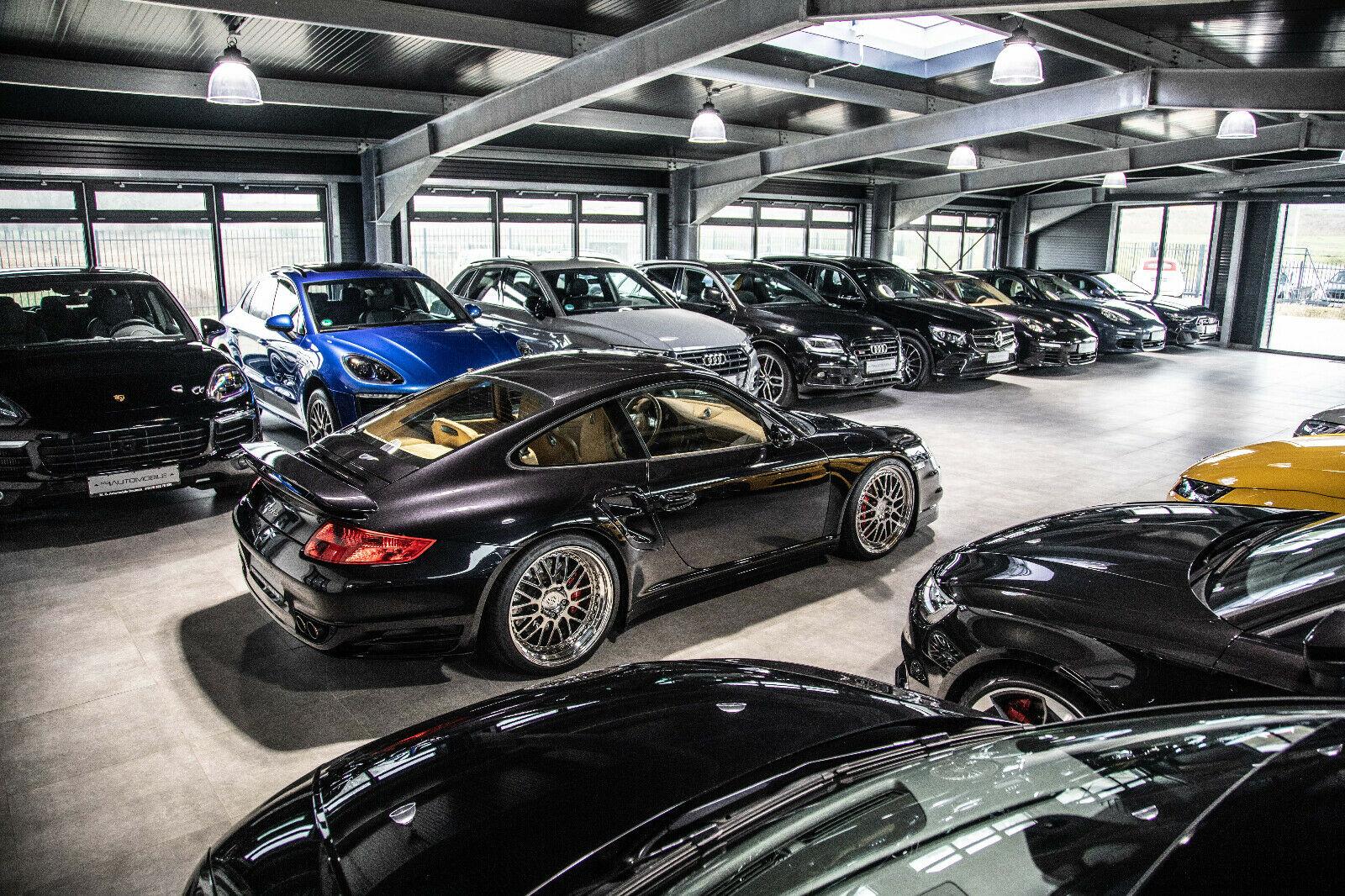 showroom-image-main