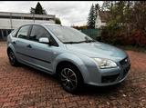 Ford Zu Verkauf steht ein Ford Focus - Ford Focus aus 2004: ST