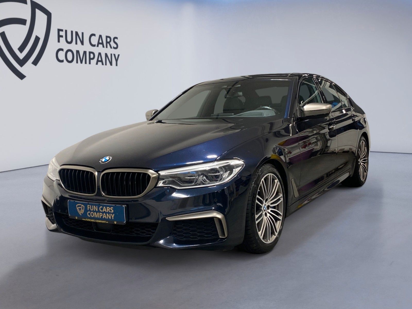 BMW M550i xDrive SOFTCL DISPLK STHZ LED HuD SchiebDa