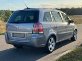 Opel Zafira/ Automatik/ TÜV Neu/ 7 Sitze/ ... - Opel Zafira aus 2005 mit Diesel-Antrieb