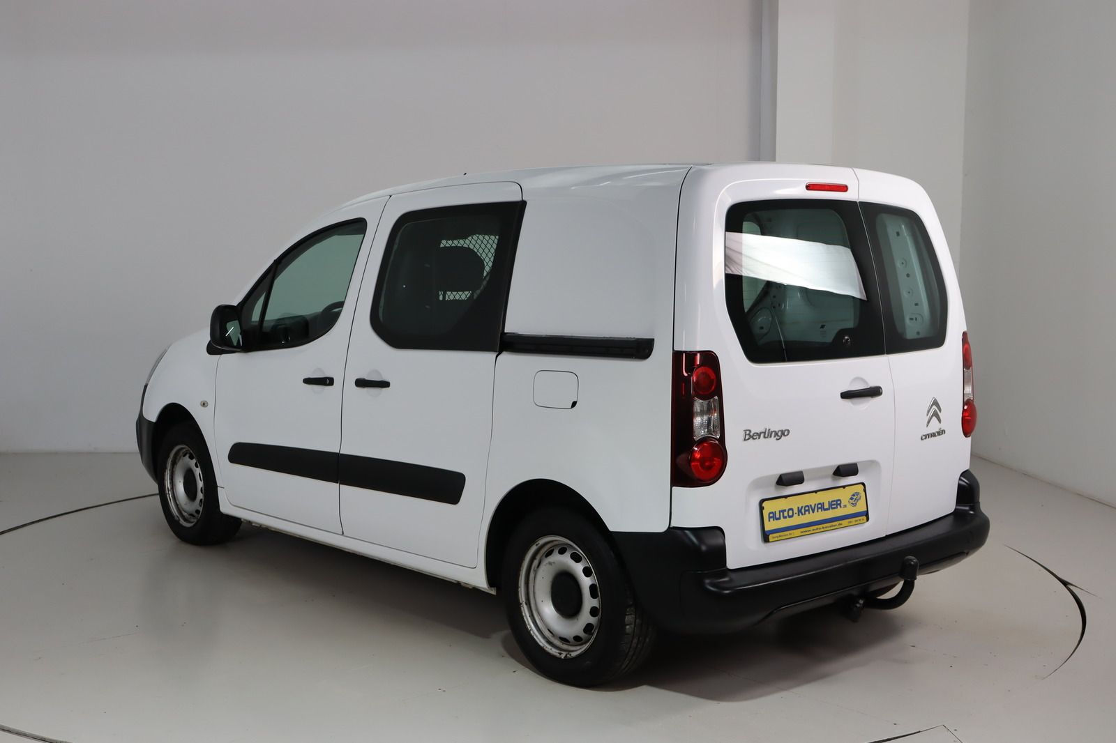 Fahrzeugabbildung Citroën Berlingo Kasten 1.6 HDi * 2 Schiebetüren * AHK *
