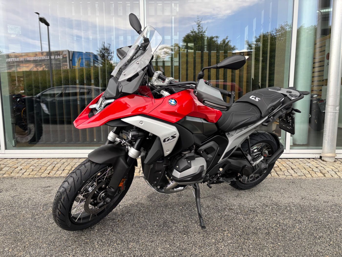 Fahrzeugabbildung BMW R 1300 GS 4 Pakete ASA