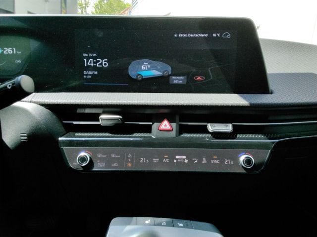 EV6 +77,4 KWh+NAVI+TEMPOMAT+KAMERA+FULL LINK+HUD