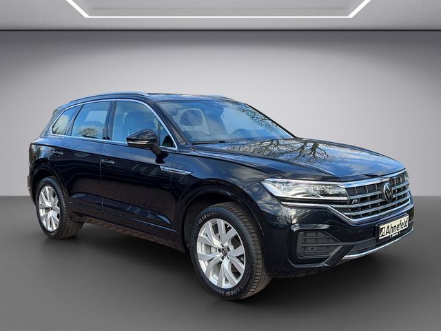 Touareg 3.0 V6 TDI R-Line 4Motion DSG PANO LED