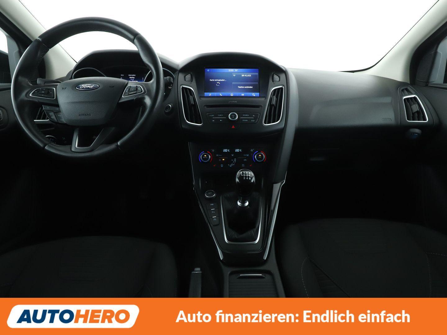 Ford Focus 1.0 EcoBoost Titanium*TEMPO*PDC*SHZ*LIM*