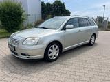 Toyota Avensis Combi Sol 2.0-l-VVT-i Automatik*KLIMAAUT - Toyota Avensis: Combi