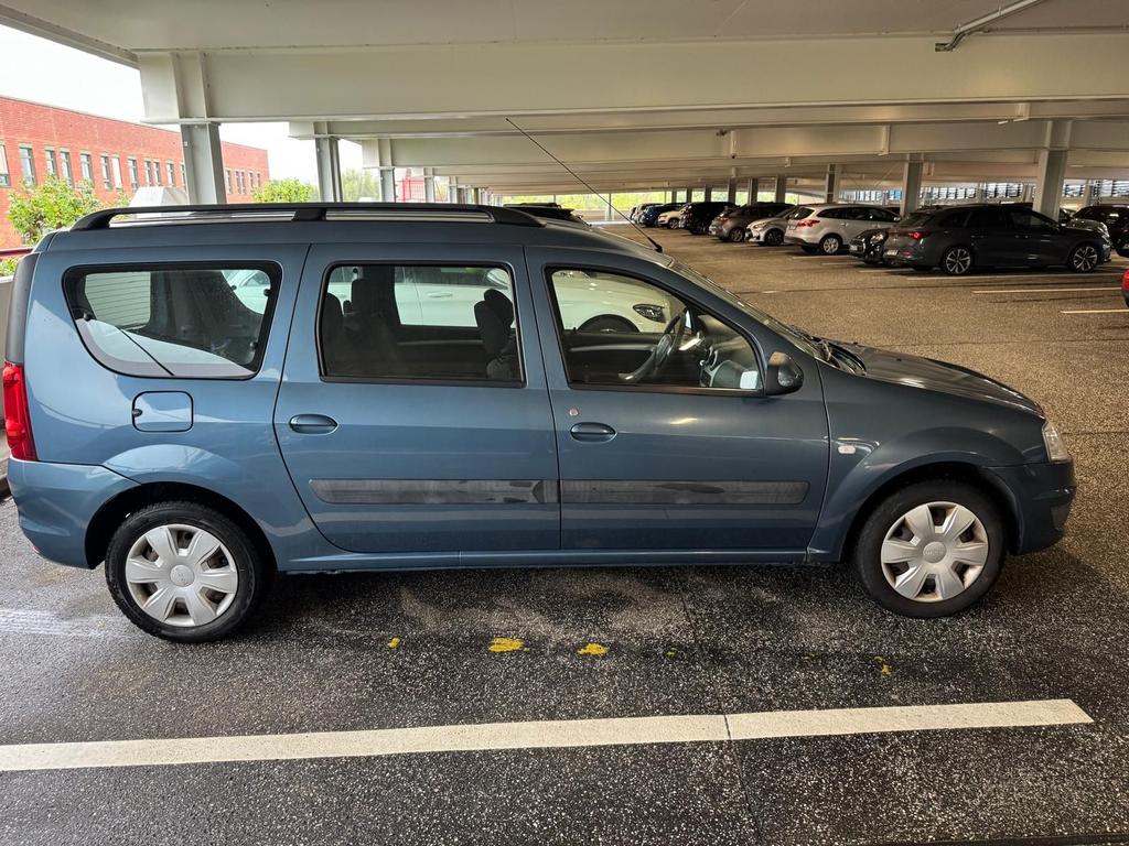 Dacia Logan