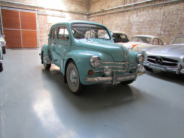 Renault 4 CV selten und schön