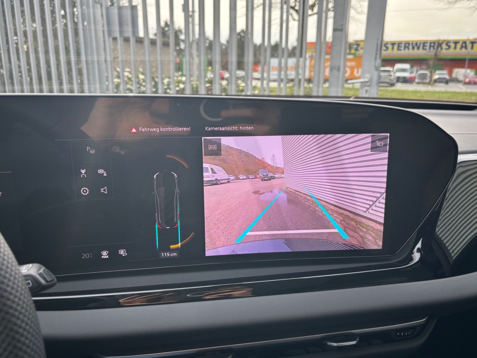 Fahrzeugabbildung Audi A5 Avant TFSI AHK ACC Kam