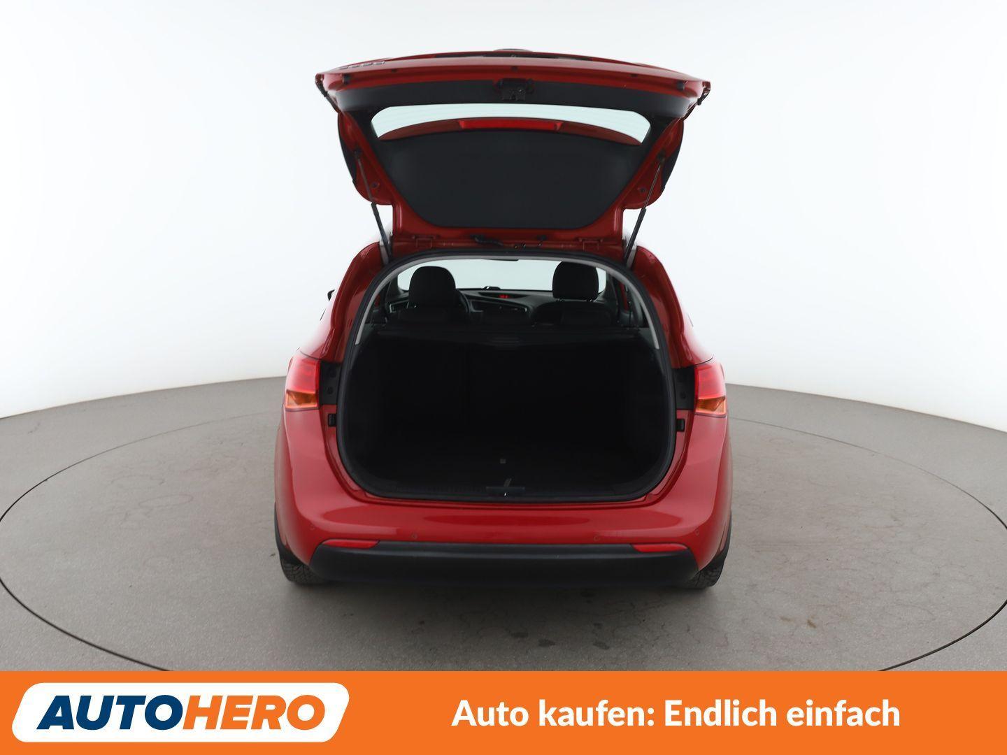 Kia cee'd 1.4 Attract *NAVI*CAM*PDC*SHZ*