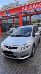 Toyota Auris 1.4 VVT-i - - Toyota Auris Gebrauchtwagen in Köln