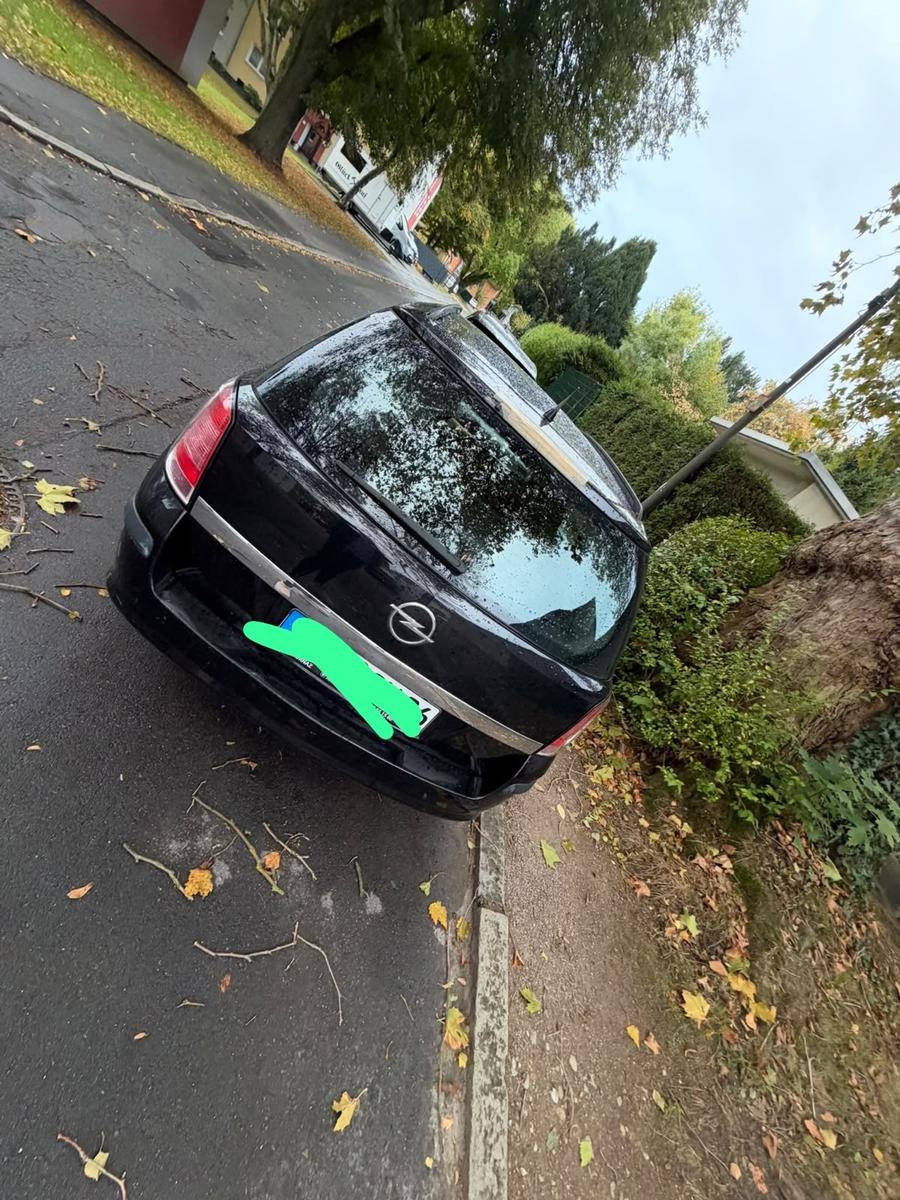 Opel Astra 2004 — photo 10