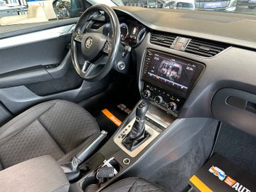 Skoda Octavia *PANO*SitzStandLenkradHZ*ACC*AHK*NAVI*